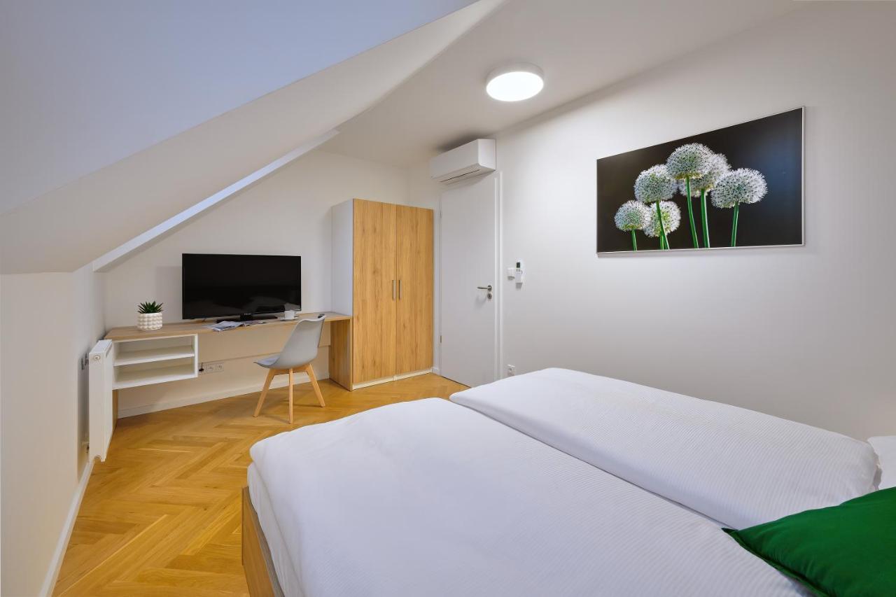 Downtown Suites Rubesova Prag Dış mekan fotoğraf