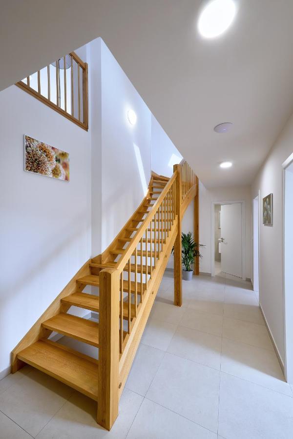 Downtown Suites Rubesova Prag Dış mekan fotoğraf