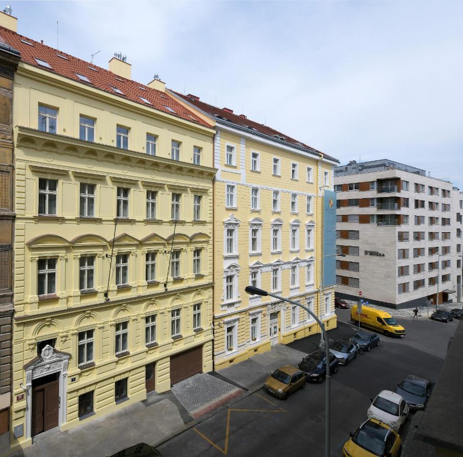 Downtown Suites Rubesova Prag Dış mekan fotoğraf