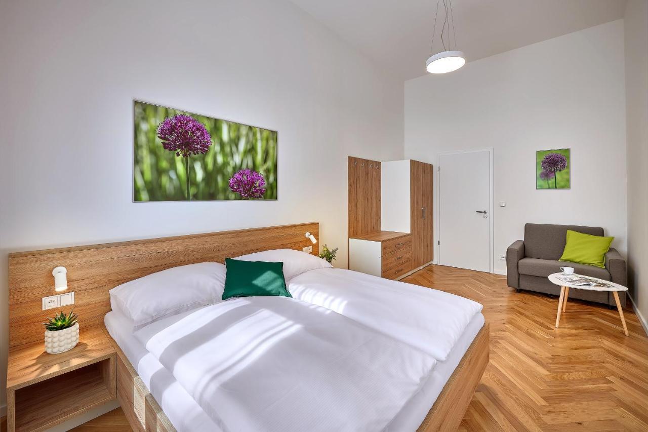 Downtown Suites Rubesova Prag Dış mekan fotoğraf
