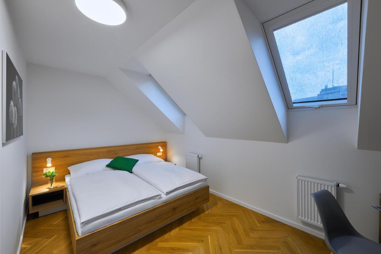 Downtown Suites Rubesova Prag Dış mekan fotoğraf