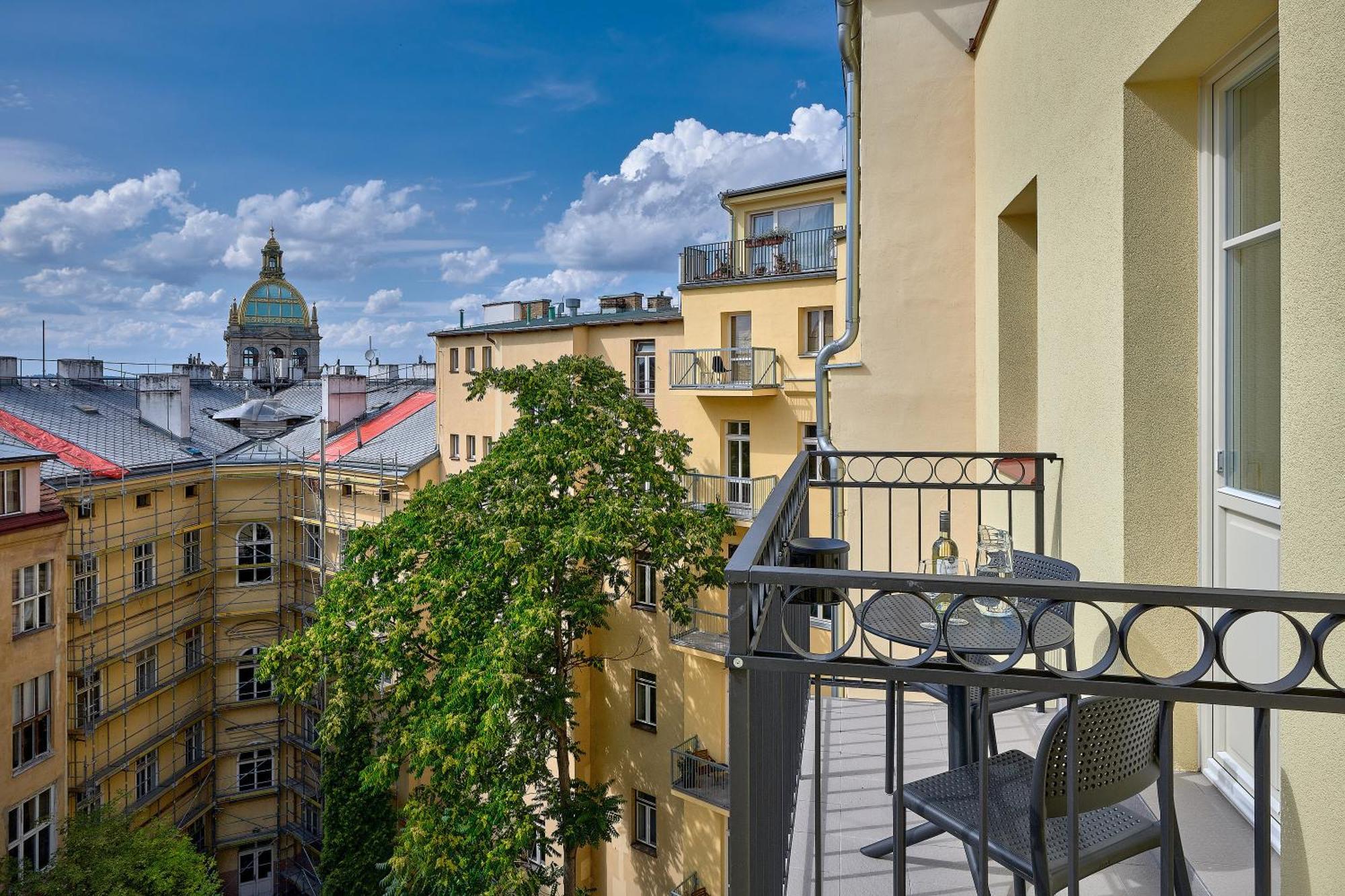 Downtown Suites Rubesova Prag Dış mekan fotoğraf